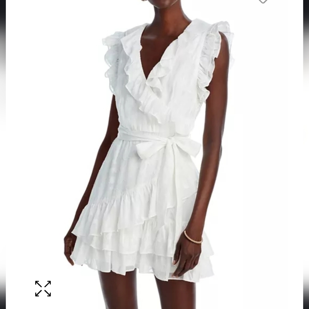 NWT✨️AQUA FORMAL DRESS SIZE 8 WHITE